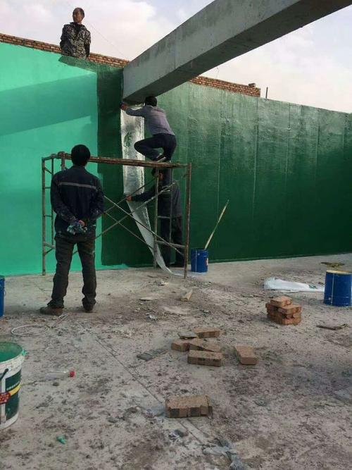 乌尔禾针对老旧车间地面普遍存在的起砂、裂缝问题